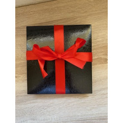 Box de 9 chocolats au lait noisette